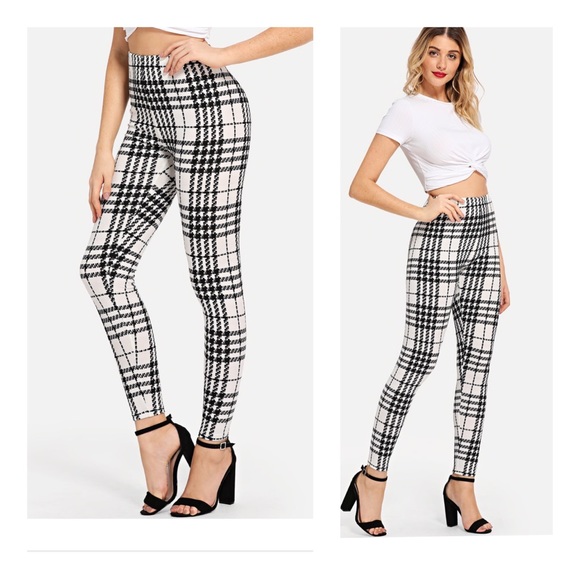 Plaid Ankle Leggings - White with Black Print - Picture 2 of 4